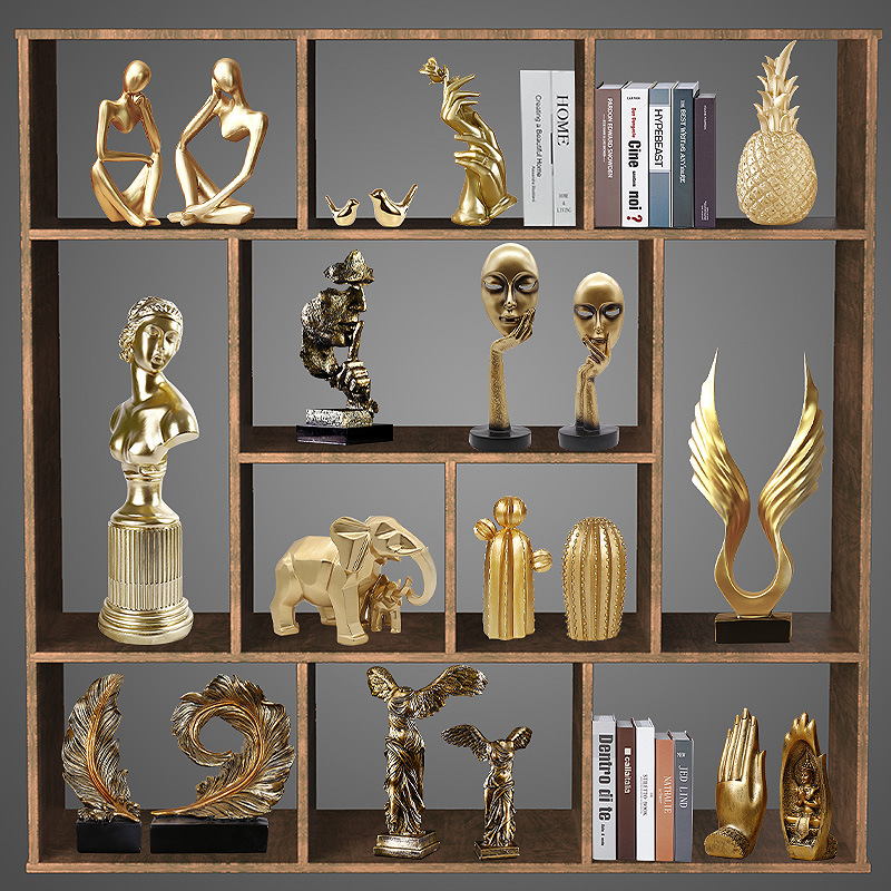 Custom Manufactured Resin Figurine Home Decoration Art Golden Sculpture 