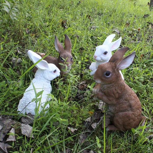 Resin Animal Garden Decoration Lifelike Rabbit Statue