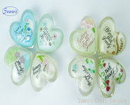 Summit Resin Craft Factory produce a sweet token heart gift.