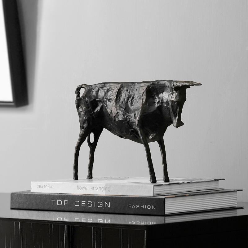 Modern metal art sculpture cow sculpture for home decoration